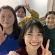 「目を大きくしたい」ときりやはるか（手前中央）（画像は『ぼる塾　きりやはるか　2022年12月7日付Instagram「今日はぼる塾結成日！」』のスクリーンショット）