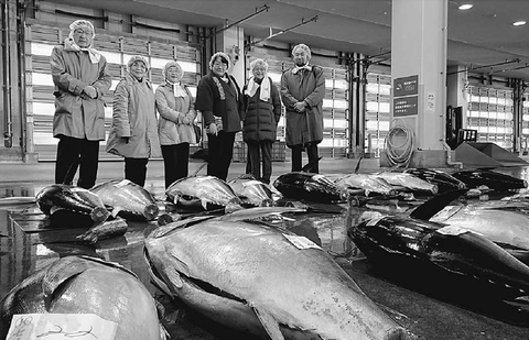 �ʼ̿��˿��Ȥ����줿�ޥ����򸫤�ʺ�����˰��������桢ŷ�����ⶶ����Ȫ������γƻ�ᣴ�����ܾ븩������