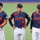 侍ジャパンに合流し、強化試合に臨んだ山本由伸（中央）【写真：加治屋友輝】