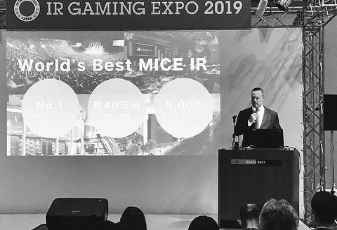 �ʼ̿��˹���ǳ�������絬�Ϥʥ����θ��ܻԤˤϳ��������δ�Ȥδ���������ˬ��Ƥ��ޤ����ǯ10��24����������