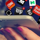 iPhone ���ץ�ǡ֥ץå������ι���פ���ǽ�ˡ�Apple�ο��롼��˴��Ԥ�󤻤�ޡ�����������