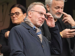 �ե�å����Ĥ˻����⡢³��˸�����Ω���Ϥ������礭����