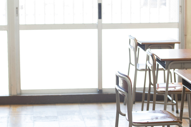 ��Ƚ�����İ��ܼ���ֵٹ������פΤ����������������֤��뵿ǰ�� 2��26���˲��������Ƥ����Τ�