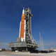 ケネディ宇宙センターの39B射点からVABへとロールバックされるArtemis II（アルテミスII）ミッションのSLS（Credit: NASA/Kim Shiflett）