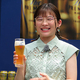 サントリー「The PREMIUM MALT'S Summer Bar」オープニングイベントで「ザ・プレミアム・モルツ」を飲み、笑顔の伊藤沙莉（撮影・村上幸将）