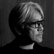 779px-Ryuichi_Sakamoto_side (1)