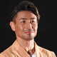 �����