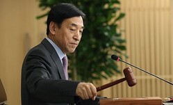 �ڹ��Ԥ����������ۤ��������˥�����δڹ��Ԥǳ����줿��ͻ�̲߰Ѱ�����ˤ��Ƥ��롣�μ̿����ڹ��ԡ�