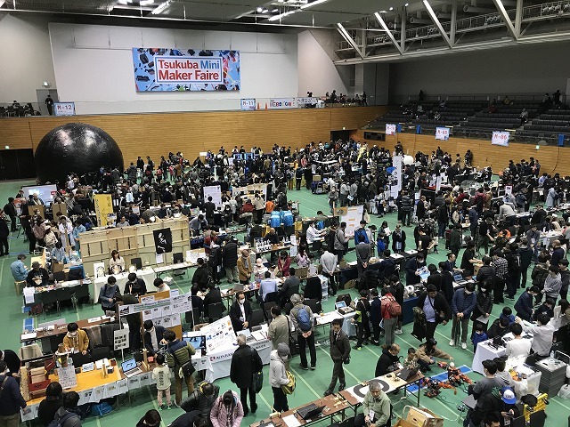 ��ΤŤ���κ�ŵ�֤Ĥ���Mini Maker Faire�פ˹ԤäƤ����������褽200�Ȥθ������Τ���Ÿ��