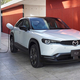 �ޥĥ�����̻�EV��MX-30 EV��ǥ�פ�ȯ�䡣���ʤ�451���ߤ��顣�Хåƥ�ー���̤�35.5kWh����³��Υ��256km��WLTC��ー�ɡ�