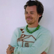 ツアーの中休みに家族と過ごしたハリー・スタイルズ（画像は『Harry Styles HQ　2022年5月12日付Instagram「Harry Styles x Zane Lowe.」』のスクリーンショット）