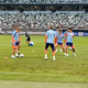 ファンの前で練習をする日本代表の選手たち。(C)SOCCER DIGEST